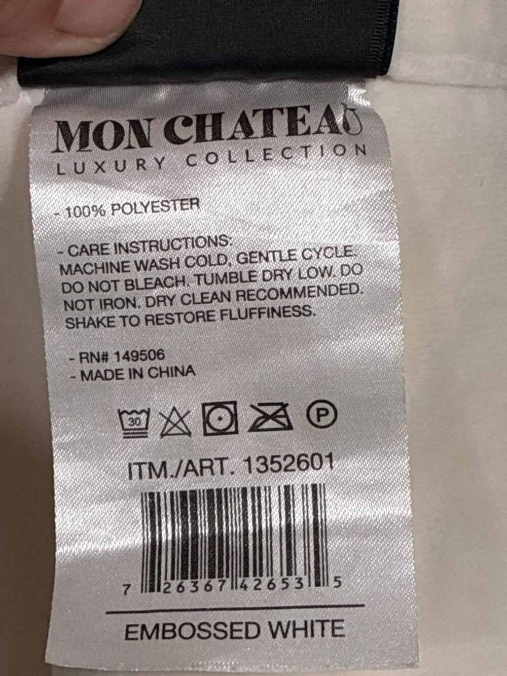 Mon Chateau Luxuri Collection throw Blanket Beige Fluffy soft one size